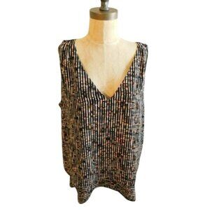 White House Black Market WHBM Size XL Vneck Sleeveless Blouse top